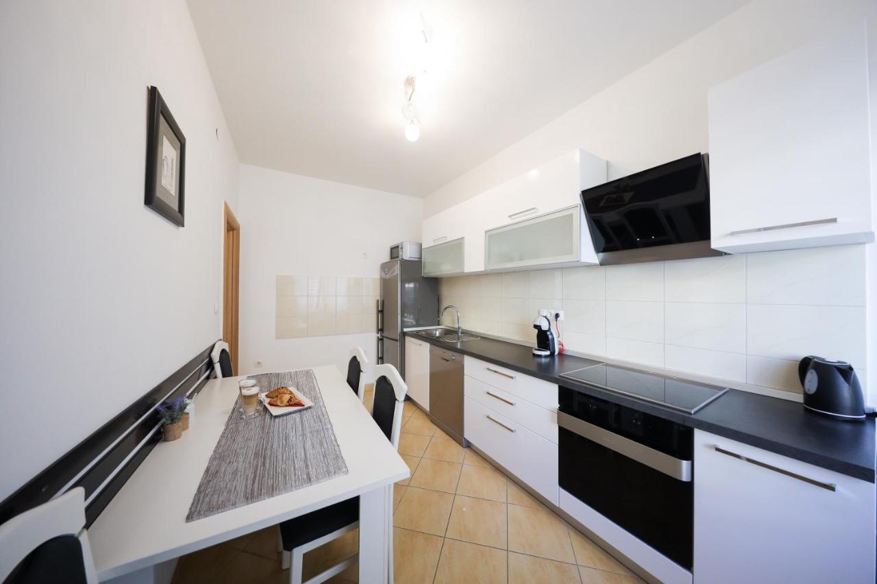 Zara City Center Apartman Kültér fotó