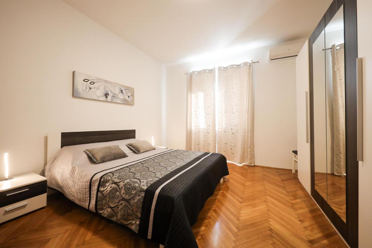 Zara City Center Apartman Kültér fotó