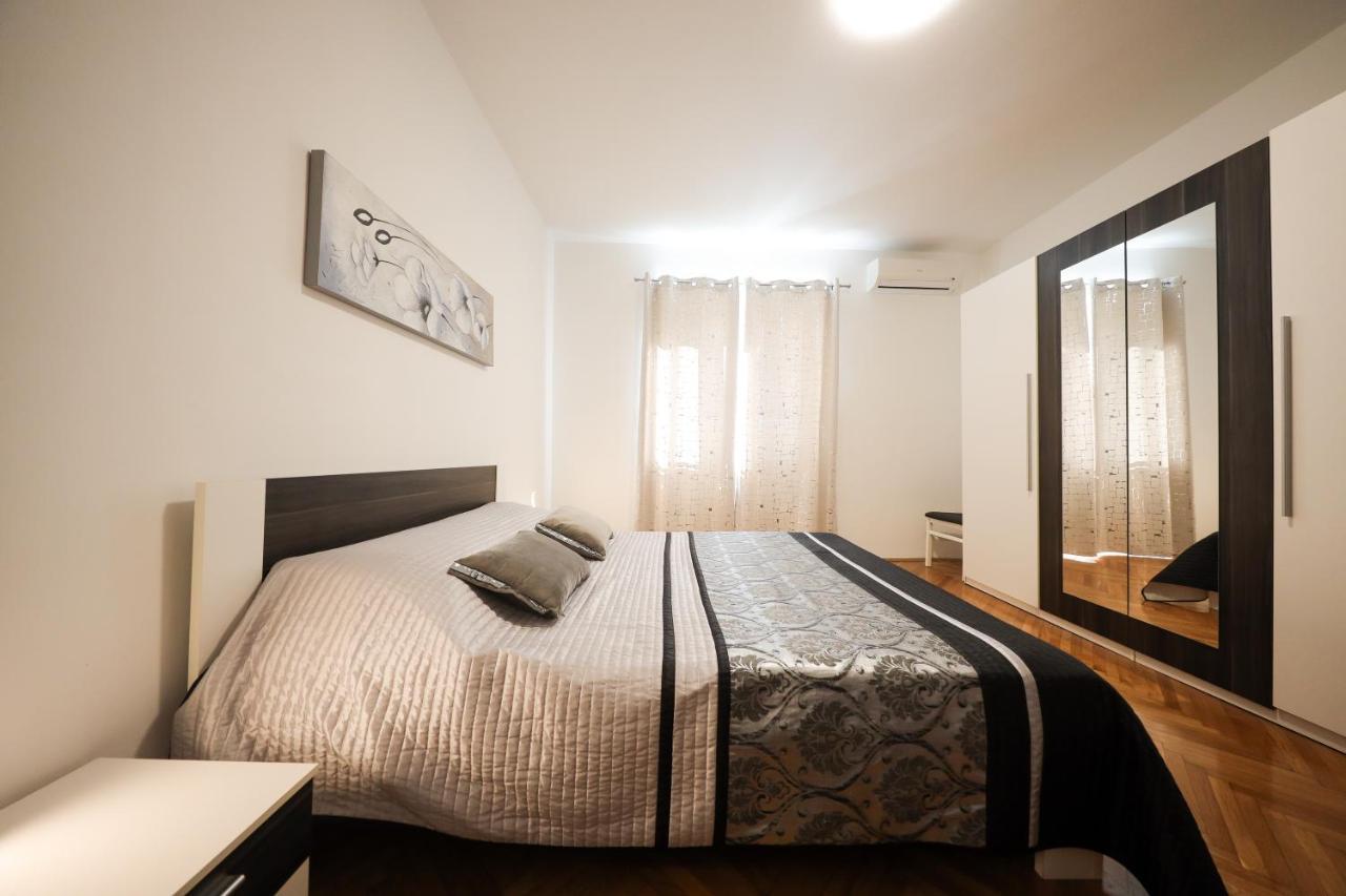 Zara City Center Apartman Kültér fotó
