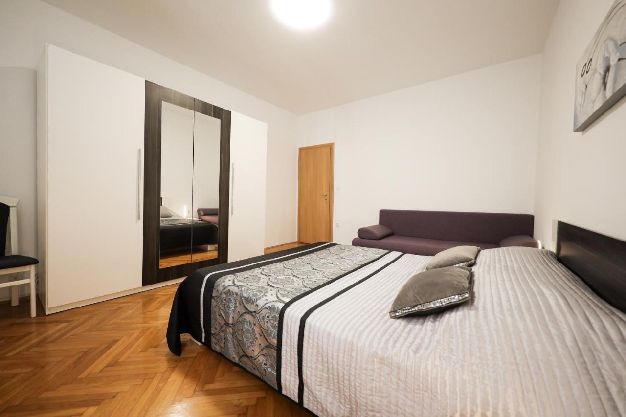 Zara City Center Apartman Kültér fotó